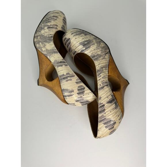 Schuler & Sons Anthropologie Women's Size 7M Snakeskin Cutout Wedge Heels - Picture 7 of 10